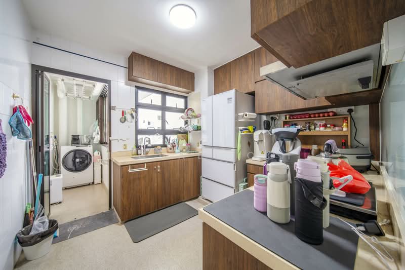 438A Sengkang West Avenue, 438A Sengkang West Avenue, 3 Bedrooms, 1,012 sqft, HDB Flat For Sale, by Michael Ooi, 500117584 - Kitchen - PropertyGuru.com.sg