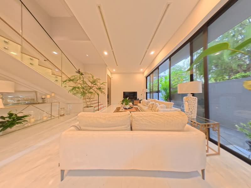 3.5 Storey Modern SemiD with Lift near Beach. Walking distance to MRT, bus stop, and mall., Pasir Ris Ave, Pasir Ris Lane, Pasir Ris Way, Pasir Ris Road, 5 Bedrooms, 5,091 sqft, Semi-Detached House For Sale, by Er Chen Kang, 500117587 - Living Room - PropertyGuru.com.sg