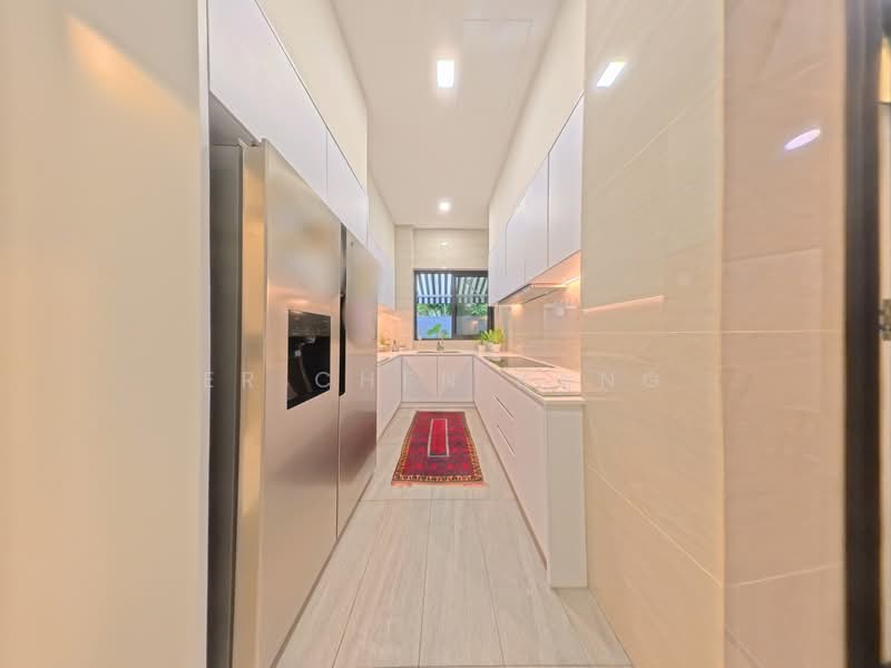 3.5 Storey Modern SemiD with Lift near Beach. Walking distance to MRT, bus stop, and mall., Pasir Ris Ave, Pasir Ris Lane, Pasir Ris Way, Pasir Ris Road, 5 Bedrooms, 5,091 sqft, Semi-Detached House For Sale, by Er Chen Kang, 500117587 - Kitchen - PropertyGuru.com.sg