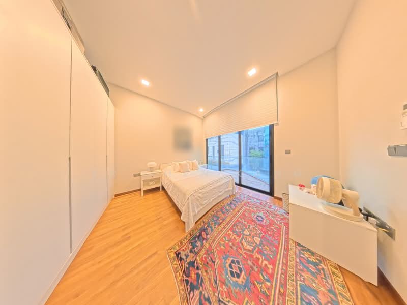 3.5 Storey Modern SemiD with Lift near Beach. Walking distance to MRT, bus stop, and mall., Pasir Ris Ave, Pasir Ris Lane, Pasir Ris Way, Pasir Ris Road, 5 Bedrooms, 5,091 sqft, Semi-Detached House For Sale, by Er Chen Kang, 500117587 - Bedroom - PropertyGuru.com.sg