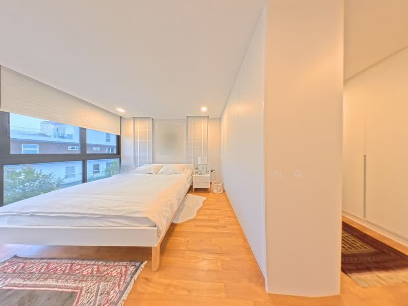 3.5 Storey Modern SemiD with Lift near Beach. Walking distance to MRT, bus stop, and mall., Pasir Ris Ave, Pasir Ris Lane, Pasir Ris Way, Pasir Ris Road, 5 Bedrooms, 5,091 sqft, Semi-Detached House For Sale, by Er Chen Kang, 500117587 - Bedroom - PropertyGuru.com.sg