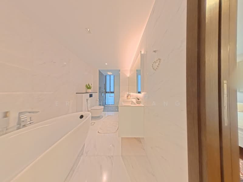 3.5 Storey Modern SemiD with Lift near Beach. Walking distance to MRT, bus stop, and mall., Pasir Ris Ave, Pasir Ris Lane, Pasir Ris Way, Pasir Ris Road, 5 Bedrooms, 5,091 sqft, Semi-Detached House For Sale, by Er Chen Kang, 500117587 - Bathroom - PropertyGuru.com.sg