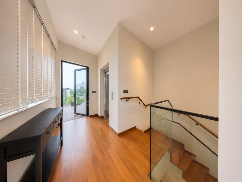 3.5 Storey Modern SemiD with Lift near Beach. Walking distance to MRT, bus stop, and mall., Pasir Ris Ave, Pasir Ris Lane, Pasir Ris Way, Pasir Ris Road, 5 Bedrooms, 5,091 sqft, Semi-Detached House For Sale, by Er Chen Kang, 500117587 - Interior - PropertyGuru.com.sg