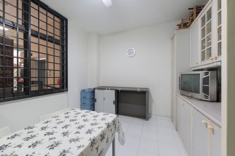 Bedok Ria, , 4 Bedrooms, 2,659 sqft, Terraced House For Sale, by Jeremy Koh, 500117588 - Kitchen - PropertyGuru.com.sg