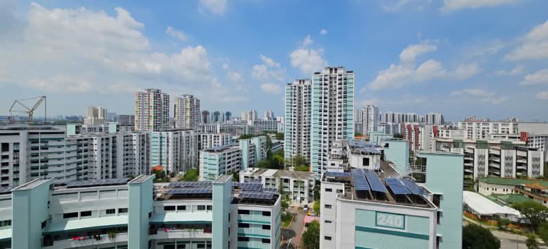 240A Jurong East Avenue 1, 240A Jurong East Avenue 1, 2 Bedrooms, 732 sqft, HDB Flat For Sale, by Daslyn Ng, 500117591 - PropertyGuru.com.sg