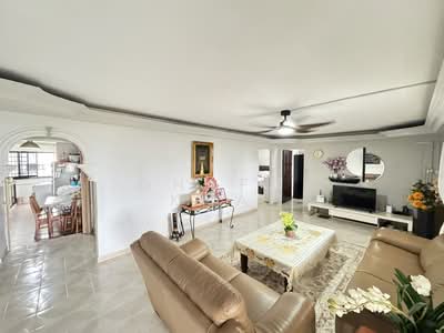 For Sale - 230 Tampines Street 24