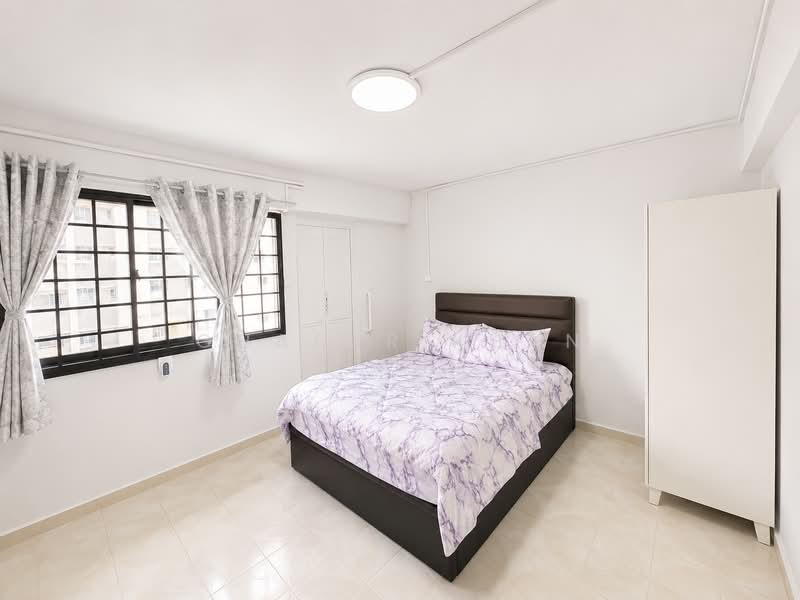 230 Tampines Street 24, 230 Tampines Street 24, 3 Bedrooms, 1,055 sqft, HDB Flat For Sale, by Ghafur Khan, 500117597 - Master Bedroom - PropertyGuru.com.sg