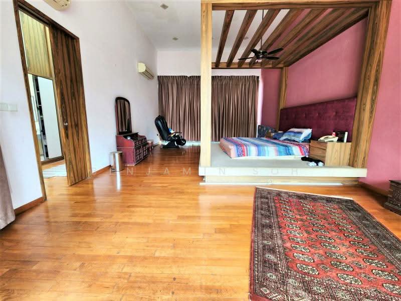 JUMP ON THE BAYSHORE BANDWAGON, 1 km to Temasek and Bedok Green Primary Schools, 7 Bedrooms, 6,000 sqft, Semi-Detached House For Sale, by Benjamin Soh, 500117613 - Bedroom - PropertyGuru.com.sg