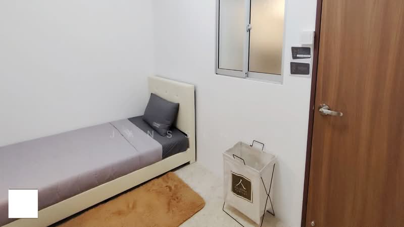 Meraprime, 301 Jalan Bukit Ho Swee, Room Rental, 100 sqft, Condominium For Rent, by Janssen Ho, 500117626 - Bedroom - PropertyGuru.com.sg