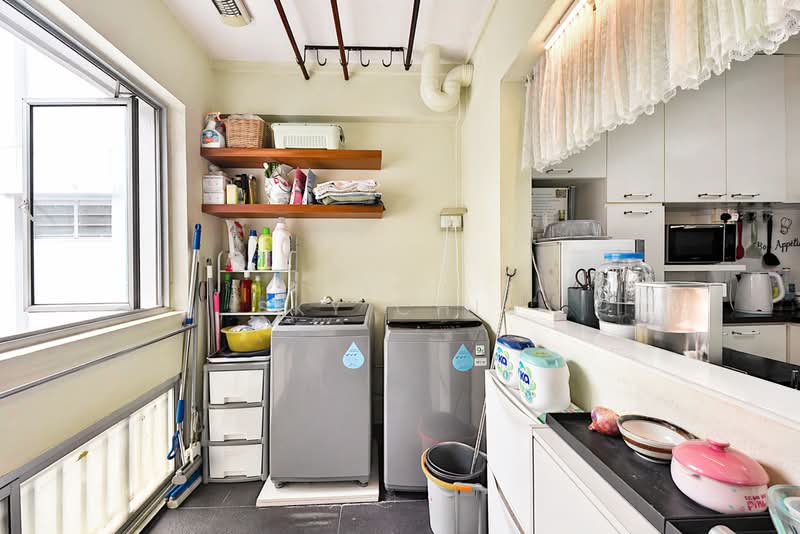 857 Jurong West Street 81, 857 Jurong West Street 81, Room Rental, 130 sqft, HDB Flat For Rent, by Sky Chiu, 500117635 - Laundry Yard - Individual Washer - PropertyGuru.com.sg