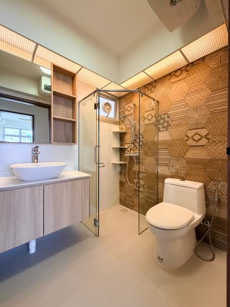 875B Tampines Street 86, 875B Tampines Street 86, 3 Bedrooms, 1,216 sqft, HDB Flat For Sale, by Oliver Tan, 500117644 - Bathroom - PropertyGuru.com.sg