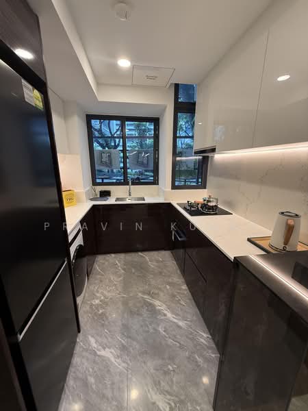 Sophia Meadow, 132 Sophia Road, 2 Bedrooms, 614 sqft, Condominium For Sale, by Pravin Kumar, 500117649 - Kitchen - PropertyGuru.com.sg
