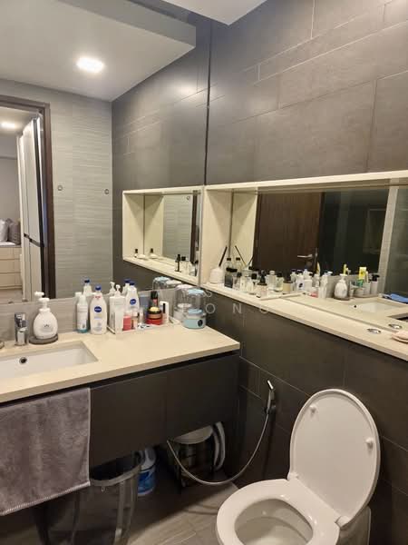 D'Nest, 135 Pasir Ris Grove, 1 Bedroom, 484 sqft, Condominium For Sale, by Rayson Cheong, 500117667 - Bathroom - PropertyGuru.com.sg