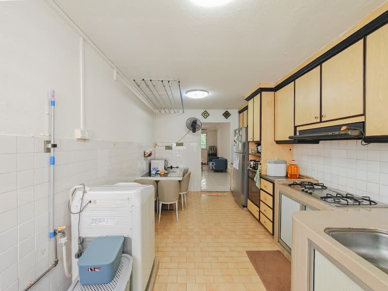 316 Bukit Batok Street 32, 316 Bukit Batok Street 32, 2 Bedrooms, 732 sqft, HDB Flat For Sale, by Aiman Roza, 500117671 - PropertyGuru.com.sg