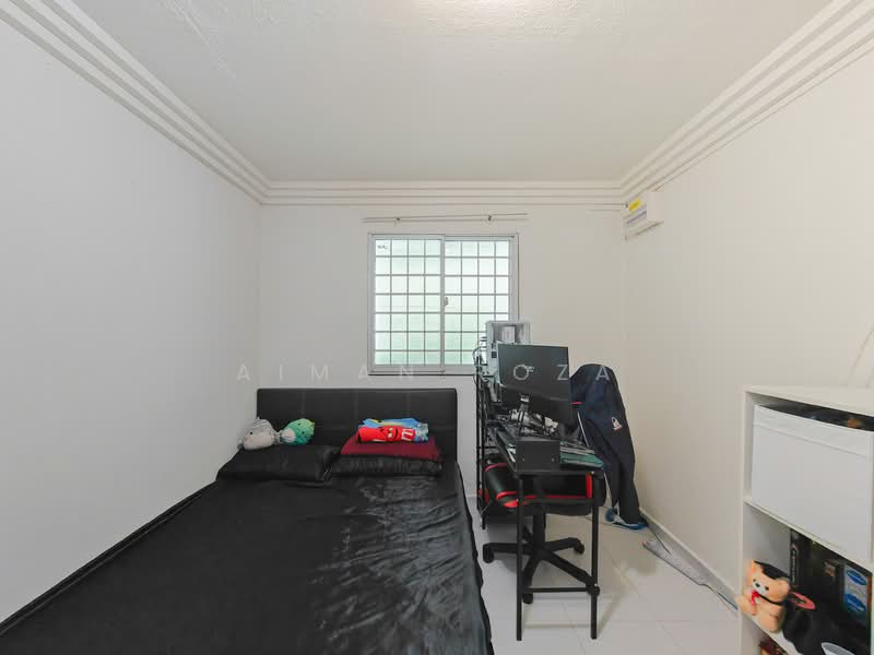 316 Bukit Batok Street 32, 316 Bukit Batok Street 32, 2 Bedrooms, 732 sqft, HDB Flat For Sale, by Aiman Roza, 500117671 - Bedroom - PropertyGuru.com.sg