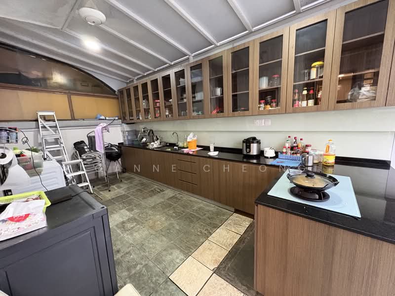 Jalan Tanah Rata, Jalan Tanah Rata, 5 Bedrooms, 3,692 sqft, Semi-Detached House For Sale, by Joanne Cheong, 500117681 - Kitchen - PropertyGuru.com.sg