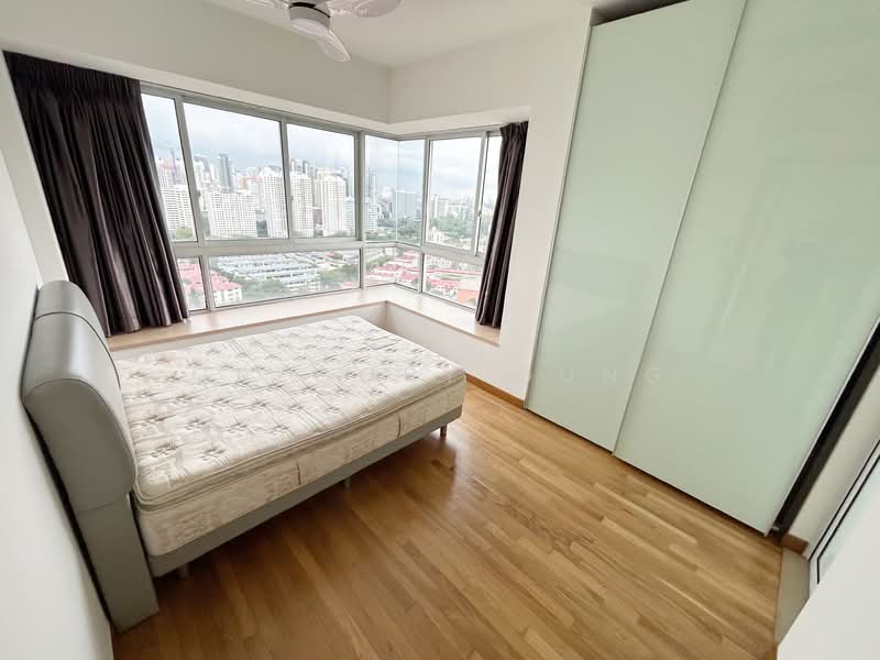 The Regency at Tiong Bahru, 36 Chay Yan Street, 3 Bedrooms, 1,281 sqft, Condominium For Rent, by Gregory Gung, 500117694 - Master Bedroom - PropertyGuru.com.sg