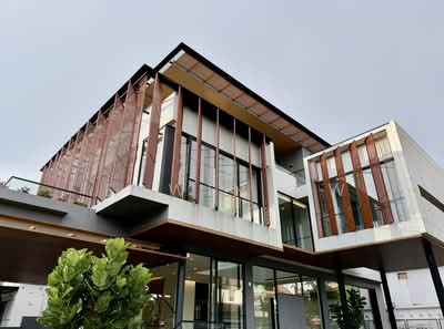 For Sale - EXCLUSIVE BRAND NEW MODERN LUXURY BUNGALOW AT FRANKEL AVE