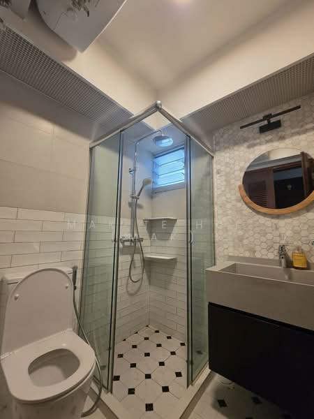 153C Bedok South Road, 153C Bedok South Road, 3 Bedrooms, 1,001 sqft, HDB Flat For Sale, by Mak Te Hui (Mak), 500117742 - Bathroom - PropertyGuru.com.sg