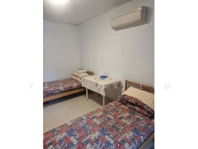For Rent - 202 Serangoon Central