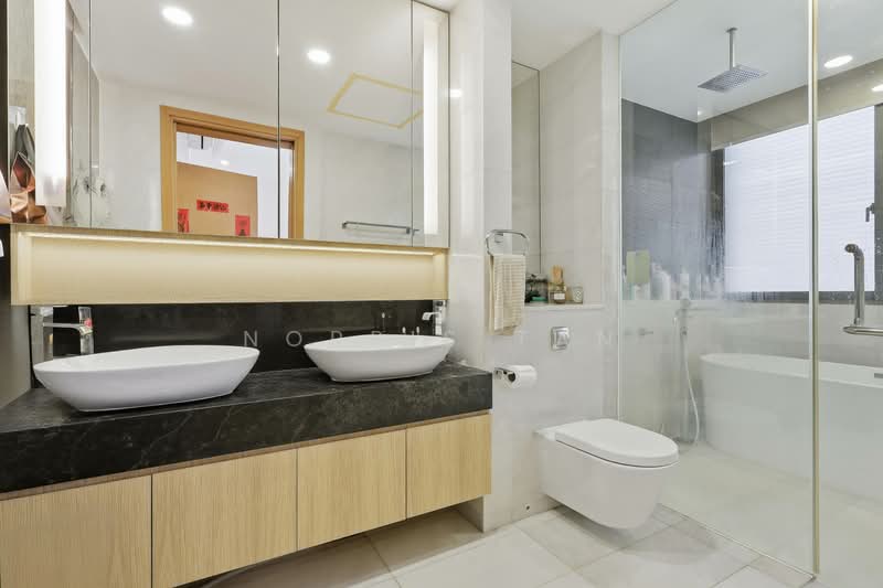 Hillcrest Villa, 1U Hillcrest Road, 5 Bedrooms, 3,089 sqft, Cluster House For Sale, by Norris Tan, 500117751 - Bathroom - PropertyGuru.com.sg