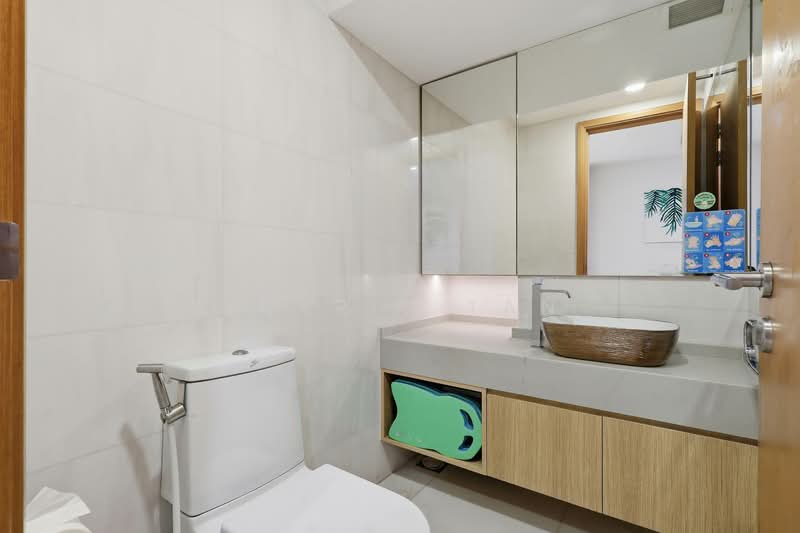 Hillcrest Villa, 1U Hillcrest Road, 5 Bedrooms, 3,089 sqft, Cluster House For Sale, by Norris Tan, 500117751 - Bathroom - PropertyGuru.com.sg