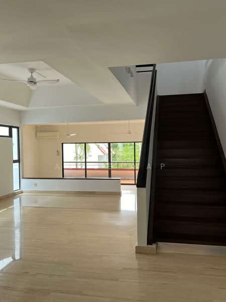 Villa Delle Rose, Taman Nakhoda, 3 Bedrooms, 2,800 sqft, Condominium For Rent, by Alice Yap, 500117753 - Living Room - PropertyGuru.com.sg