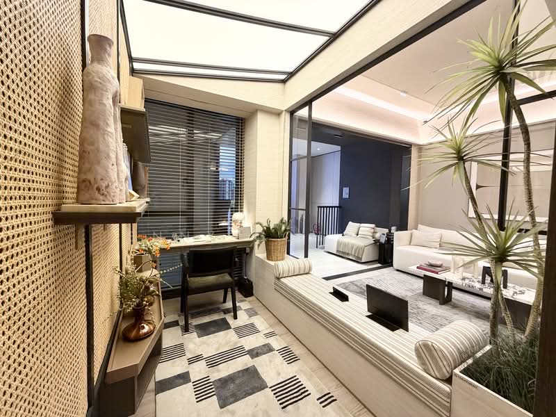 Sora, 73/74/76/78 Yuan Ching Road, 4 Bedrooms, 1,529 sqft, Condominium For Sale, by Jenny Goh 吴美云, 500117771 - Living Room - PropertyGuru.com.sg