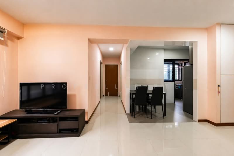 262 Toa Payoh Apex, 262 Toa Payoh East, 2 Bedrooms, 732 sqft, HDB Flat For Sale, by Kit Toh, 500117776 - Living Room - PropertyGuru.com.sg