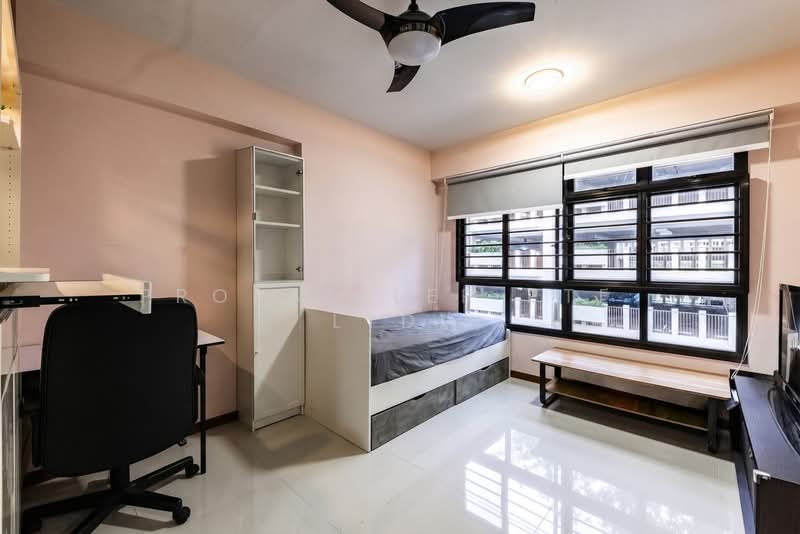 262 Toa Payoh East, Toa Payoh Apex, 2 Bedrooms, 732 sqft, HDB Flat For Sale, by PROPSELLER PTE. LTD., 500117776 - Bedroom - PropertyGuru.com.sg
