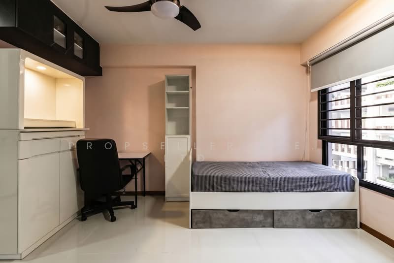 262 Toa Payoh Apex, 262 Toa Payoh East, 2 Bedrooms, 732 sqft, HDB Flat For Sale, by Kit Toh, 500117776 - Bedroom - PropertyGuru.com.sg