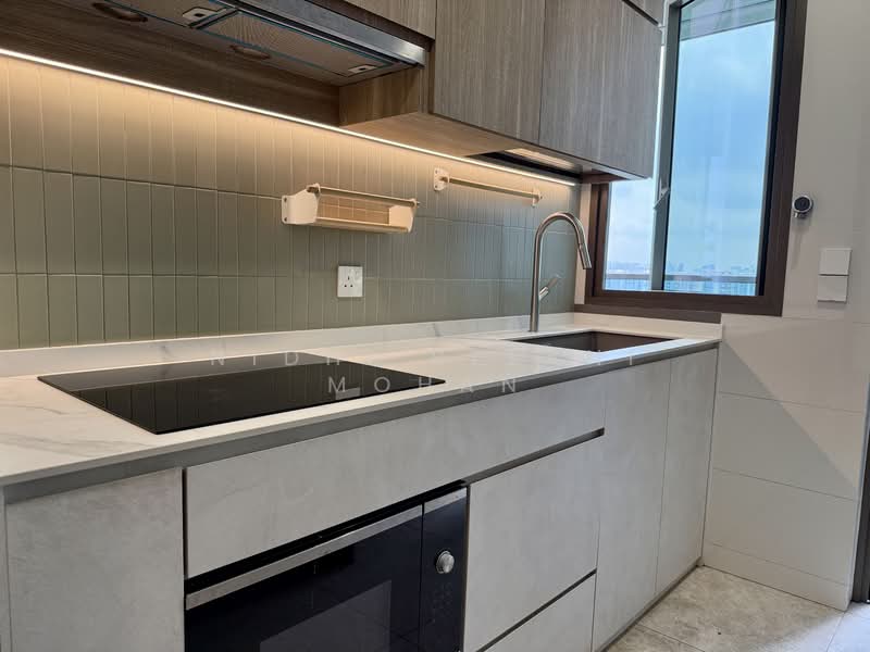 Integrated Condominium connected to a MRT interchange, , 3 Bedrooms, 1,163 sqft, Condominium For Sale, by Nidhi Belani Mohan, 500117785 - Kitchen - PropertyGuru.com.sg