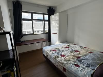 For Rent - 621B Tampines Street 61