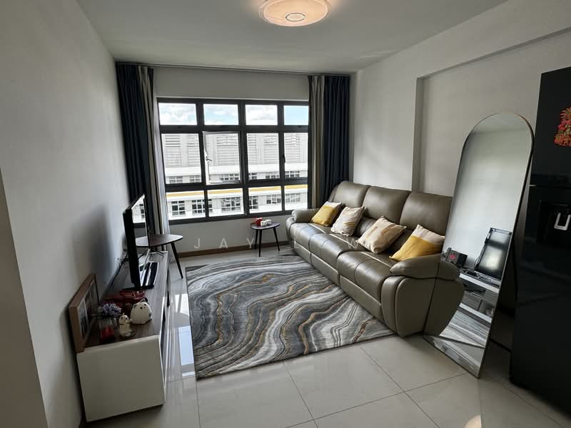 621B Tampines Street 61, 621B Tampines Street 61, Room Rental, 150 sqft, HDB Flat For Rent, by Jay Low, 500117795 - Living Room - PropertyGuru.com.sg