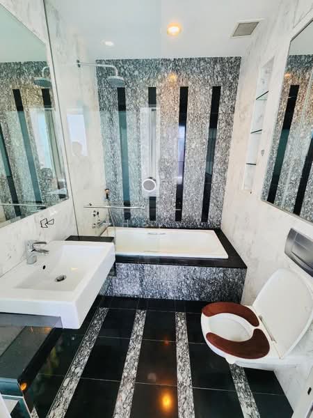 The Metz, 83 Devonshire Road, 1 Bedroom, 581 sqft, Condominium For Rent, by Anthea Yeo 杨丽娇, 500117816 - Bathroom - PropertyGuru.com.sg
