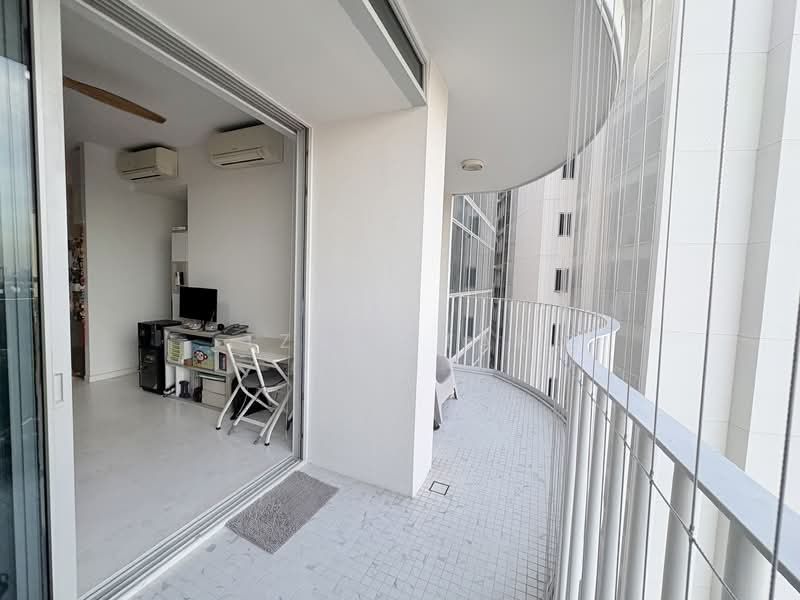 Queens Peak, 3 Dundee Road, 3 Bedrooms, 1,001 sqft, Condominium For Sale, by Tziee Tan, 500117819 - Balcony - PropertyGuru.com.sg