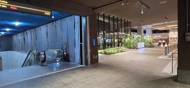 Midtown Modern, 16 Tan Quee Lan Street, 2 Bedrooms, 721 sqft, Condominium For Sale, by Lim Li Yuen (LY Lim), 500117827 - MRT Entrance - PropertyGuru.com.sg