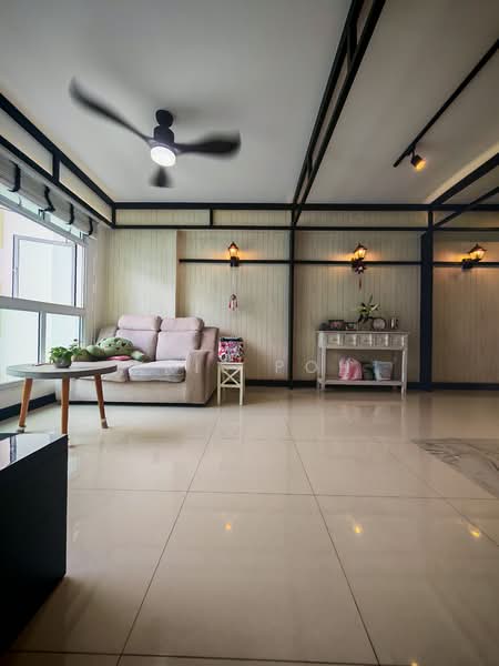 281A Sengkang East Avenue, 281A Sengkang East Avenue, 2 Bedrooms, 721 sqft, HDB Flat For Sale, by Kris Poh, 500117828 - Living Room - PropertyGuru.com.sg