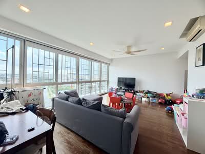 For Sale - Goldenhill Park Condo