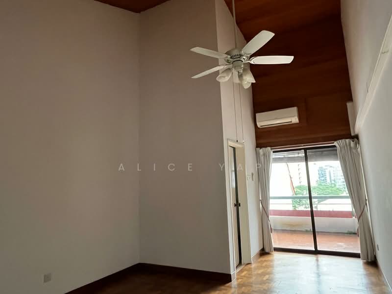 Villa Delle Rose, Taman Nakhoda, 3 Bedrooms, 2,800 sqft, Condominium For Rent, by Alice Yap, 500117854 - Balcony - PropertyGuru.com.sg