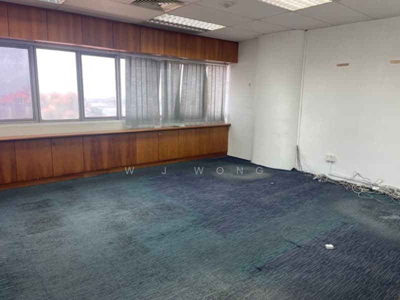 Golden Mile Tower, 6001 Beach Road, 1,221 sqft, Office For Rent, by W J Wong, 500117855 - Interior - CommercialGuru.com.sg