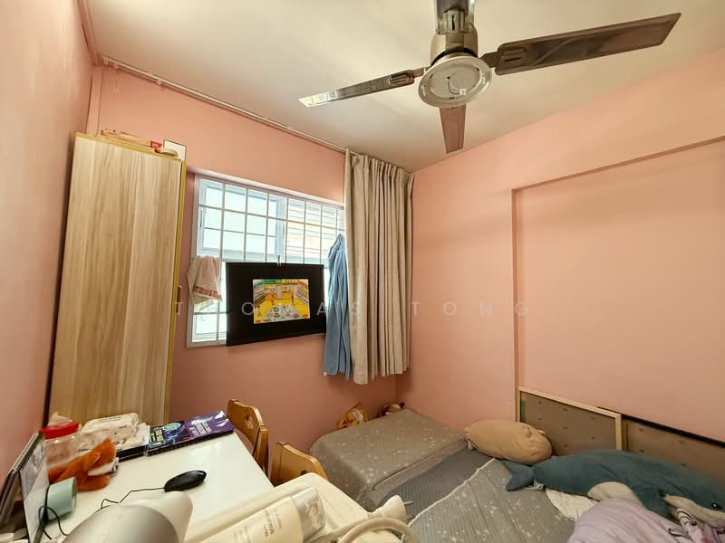 326 Ubi Avenue 1, 326 Ubi Avenue 1, 5 Bedrooms, 1,572 sqft, HDB Flat For Sale, by Thomas Tong, 500117876 - Bedroom - PropertyGuru.com.sg