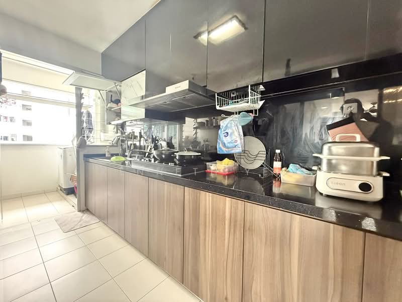 208B Punggol Place, 208B Punggol Place, 3 Bedrooms, 990 sqft, HDB Flat For Sale, by Kenneth Yeo, 500117880 - Kitchen - PropertyGuru.com.sg