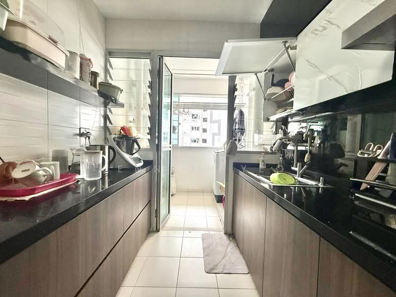 208B Punggol Place, 208B Punggol Place, 3 Bedrooms, 990 sqft, HDB Flat For Sale, by Kenneth Yeo, 500117880 - Kitchen - PropertyGuru.com.sg