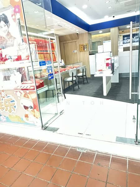 North Bridge Road, North Bridge Road, 1,420 sqft, Food & Beverage For Sale, by Robin Toh, 500117888 - Entrance - CommercialGuru.com.sg