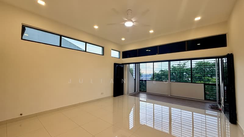 Clementi Park, 127 Sunset Way, 3 Bedrooms, 1,722 sqft, Condominium For Sale, by Julian Teo, 500117897 - Living Room - PropertyGuru.com.sg