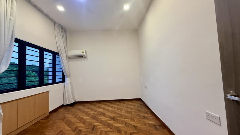 Clementi Park, 127 Sunset Way, 3 Bedrooms, 1,722 sqft, Condominium For Sale, by Julian Teo, 500117897 - Bedroom 2 - PropertyGuru.com.sg