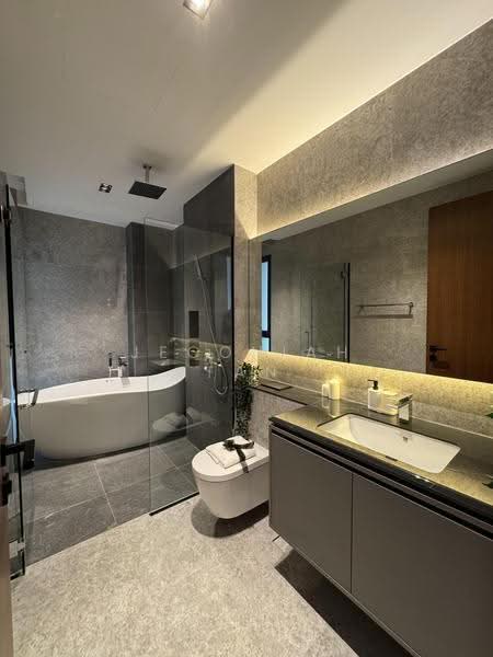🔥BRAND NEW INTER TERRACE TOP SOON🔥, Sembawang / Yishun, 5 Bedrooms, 4,834 sqft, Terraced House For Sale, by Jeconiah Tan, 500117905 - Bathroom - PropertyGuru.com.sg