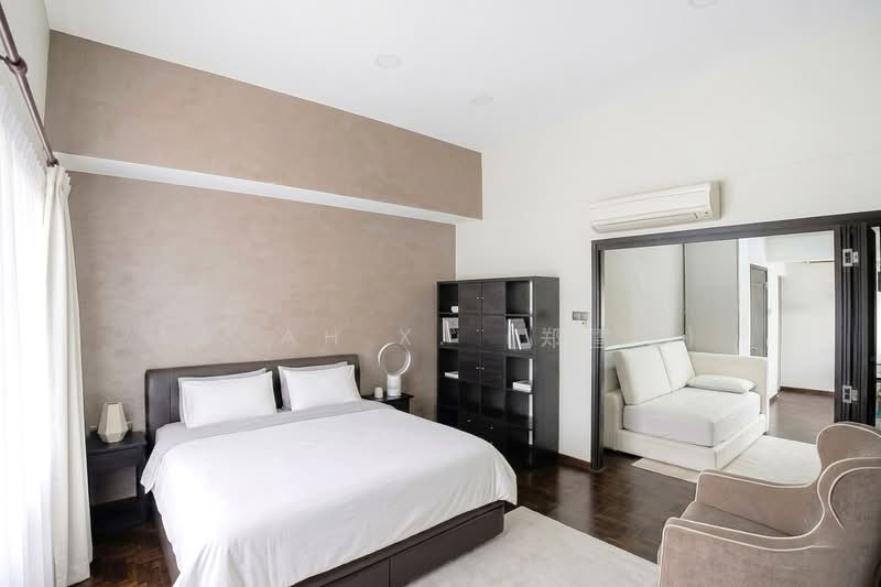 🦄 Rare Corner Terrace in Katong Area, Haig Road / Haig Lane / Haig Avenue, 4 Bedrooms, 3,200 sqft, Terraced House For Sale, by Sarah X. (郑雪梅), 500117906 - Bedroom - PropertyGuru.com.sg