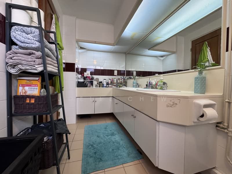 Tanglin Park, 1 Ridley Park, 4 Bedrooms, 1,981 sqft, Condominium For Sale, by Joelle Chew, 500117918 - PropertyGuru.com.sg